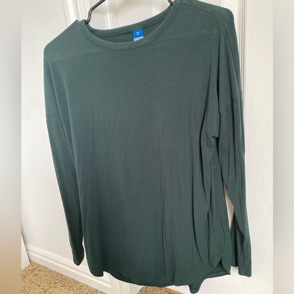 Old navy top - brand new